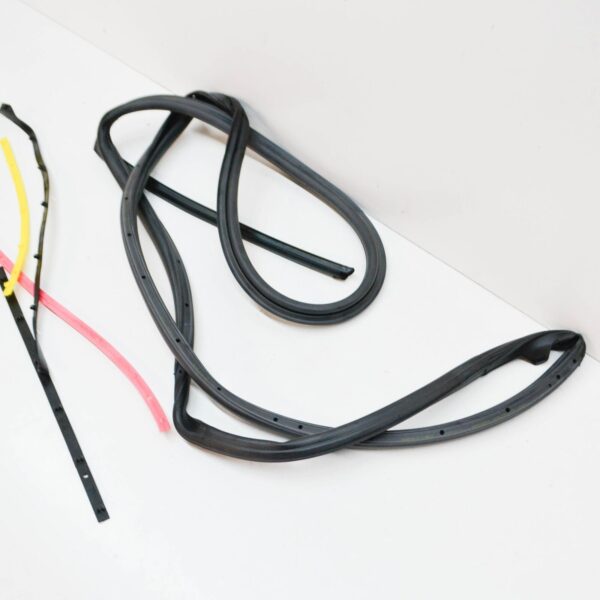 A2037300278 - MERCEDES-BENZ C-Class W203 Rear Right Door Weatherstrip A2037300278 ORIGINAL