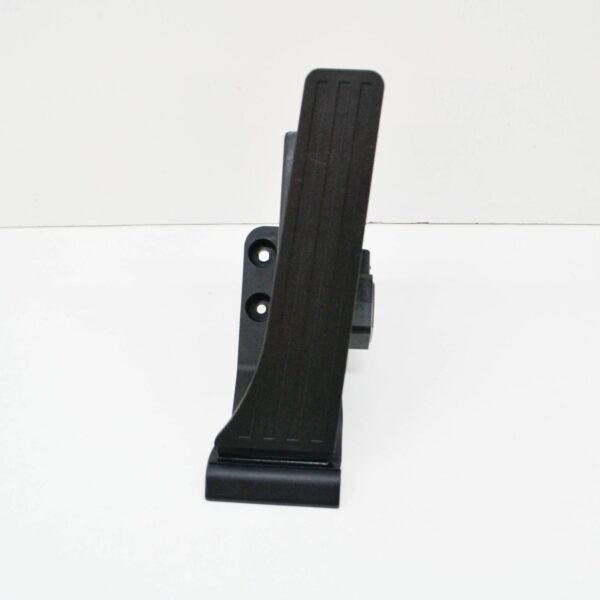 A2043001000 - NEW MERCEDES-BENZ GLK X204 ACCELERATOR PEDAL A2043001000 ORIGINAL