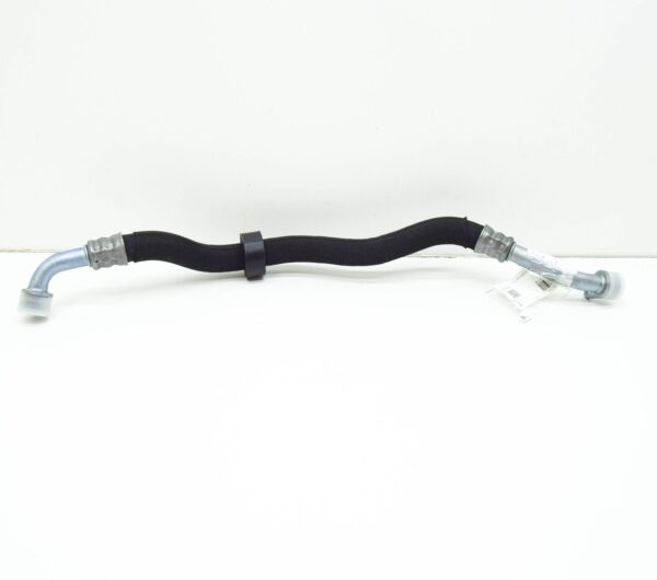 A2045001372 - NEW MERCEDES-BENZ C W204 ENGINE AT SEPARATION POINT OIL LINE A2045001372