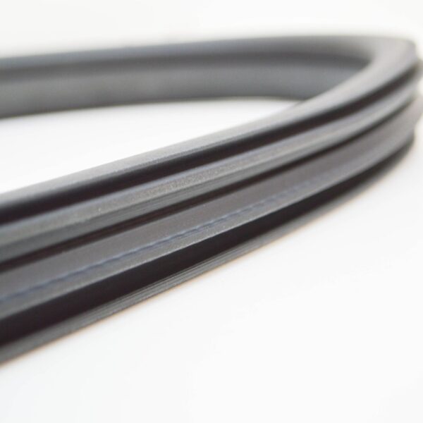 A20569700519G44 - NEW MERCEDES-BENZ C W205 FRONT DOOR SEAL EDGE GUARD A20569700519G44 ORIGINAL