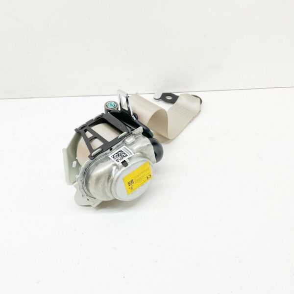 A20586005858R93 - NEW MERCEDES-BENZ C W205 REAR LEFT SEAT BELT A20586005858R93 ORIGINAL