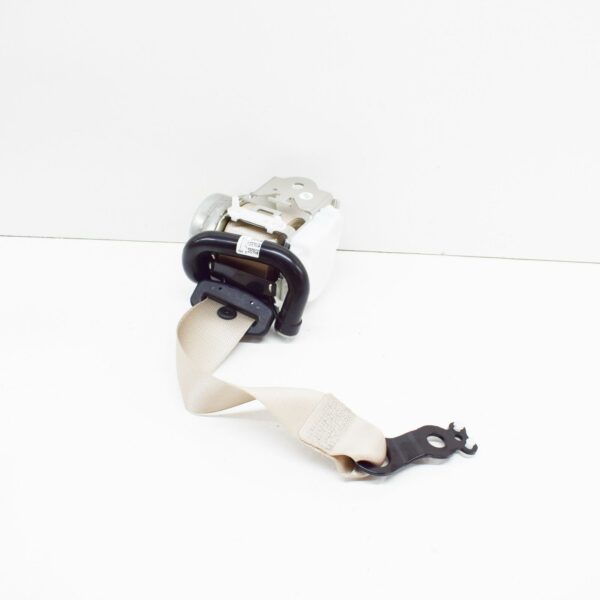 A20586006858R93 - NEW MERCEDES-BENZ C W205 REAR RIGHT SEAT BELT A20586006858R93 ORIGINAL