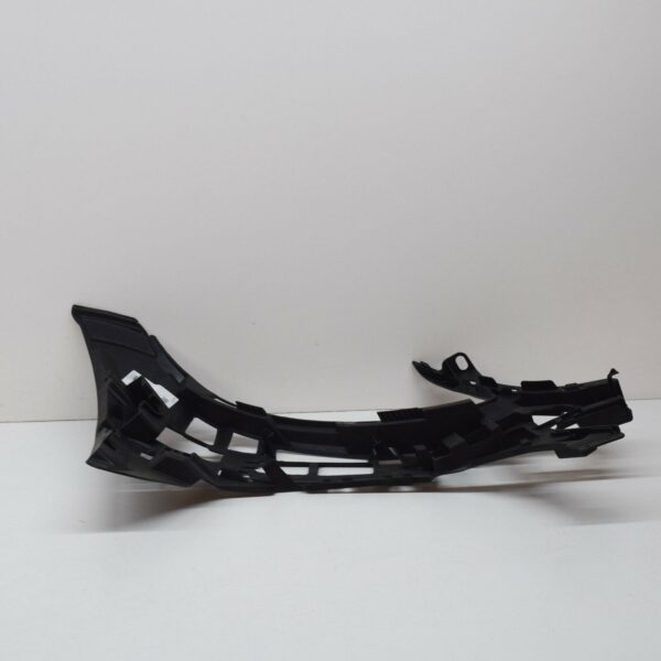 A2058850765 - NEW MERCEDES-BENZ C-CLASS W205 FRONT BUMPER LEFT BRACKET A2058850765 ORIGINAL