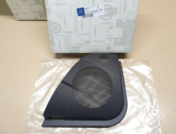 A21173705889B51 - MERCEDES-BENZ E W211 Rear Left Door Speaker Cover A21173705889B51 ORIGINAL