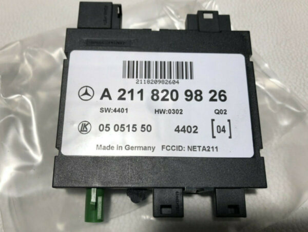 A2118209826 - MERCEDES-BENZ E W211 Trunk Lid Rear Left Control Unit A2118209826 ORIGINAL