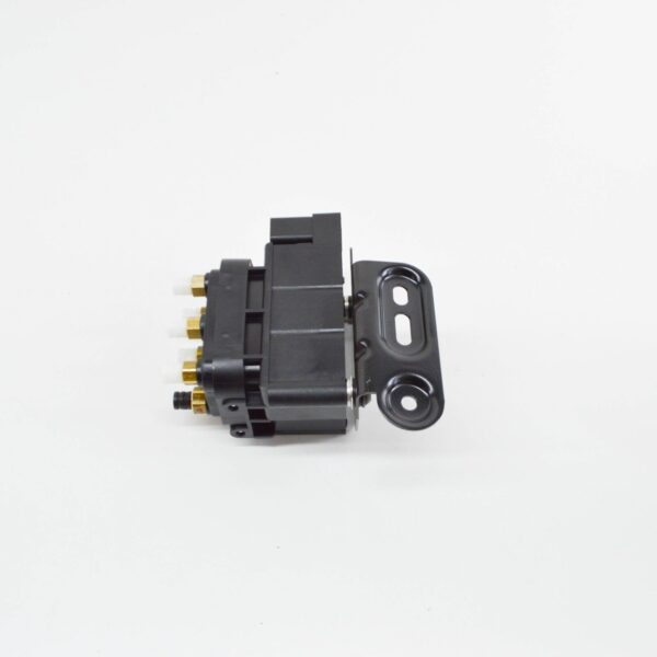 A2123200658 - NEW MERCEDES-BENZ E W212 SUSPENSION VALVE BLOCK A2123200658 ORIGINAL