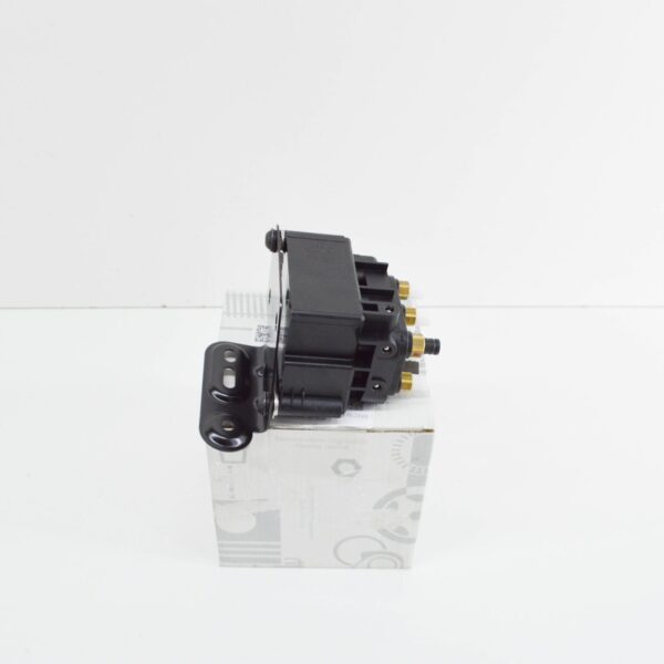 A2123200658 - NEW MERCEDES-BENZ E W212 SUSPENSION VALVE BLOCK A2123200658 ORIGINAL