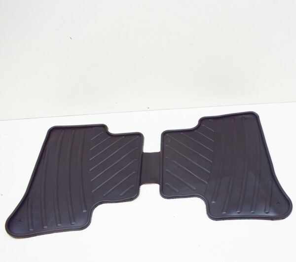 A21268061489G33 - NEW MERCEDES-BENZ E W212 FLOOR RUBBER MATS KIT RHD A21268061489G33 ORIGINAL