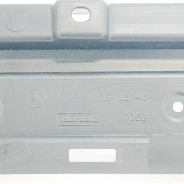 A2228850246 - NEW MERCEDES BENZ S CLASS W222 REAR BUMPER BRACKET HOLDER A2228850246