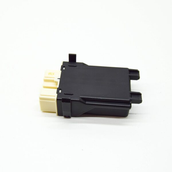 A222900822180 - NEW MERCEDES-BENZ E W213 REAR SEAT CONTROL UNIT A222900822180 ORIGINAL