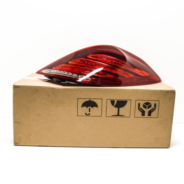 A2229065701 - NEW MERCEDES-BENZ S-CLASS W222 REAR RIGHT TAILLIGHT A2229065701