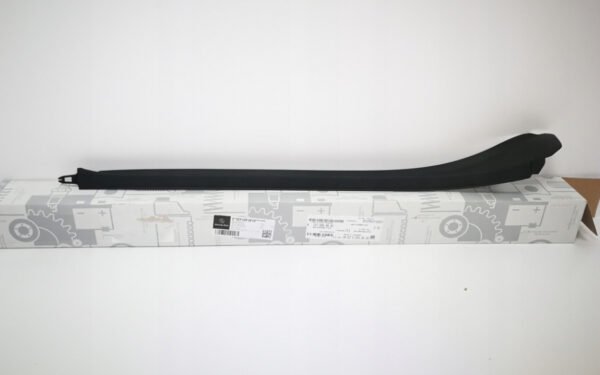 A2476904800 - NEW MB GLB X247 FRONT WINDSHIELD RIGHT WATER DEFLECTOR TRIM A2476904800 ORIGINAL