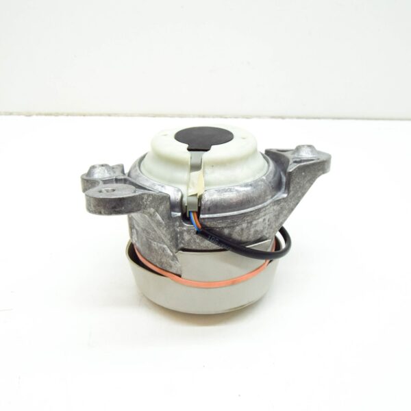 A2532403000 - NEW MERCEDES-BENZ GLC COUPE C253 RIGHT SIDE ENGINE MOUNT A2532403000 ORIGINAL