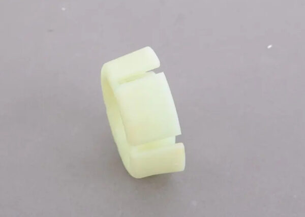 A2720140050 - NEW MB C W204 FRONT AXLE SHAFT IN OIL PAN PILOT BUSHING A2720140050 ORIGINAL