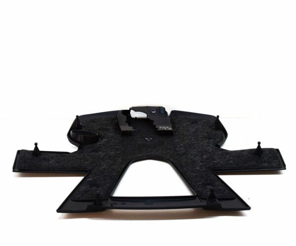 A2760107506 - NEW MERCEDES-BENZ C-CLASS W205 ENGINE TOP COVER A2760107506 ORIGINAL