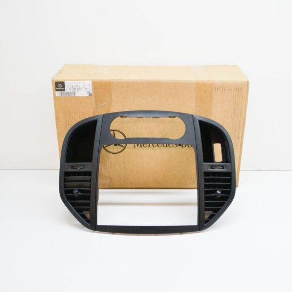 A4476801007 - MB VITO W447 Dash Panel Upper Center Cover Trim A44768010079051 ORIGINAL