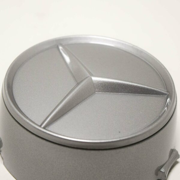 A6014010325 - MERCEDES-BENZ SPRINTER 905 Wheel Hub Cap A6014010325 ORIGINAL
