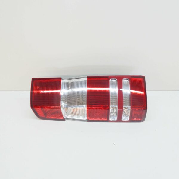 A9068200264 - NEW MERCEDES-BENZ SPRINTER 906 REAR RIGHT TAIL LAMP A9068200264