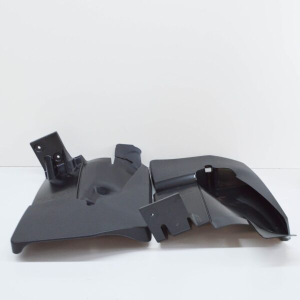 A9068809700 - NEW MERCEDES-BENZ SPRINTER 906 REAR MUDGUARD FLAP SET A9068809700 ORIGINAL