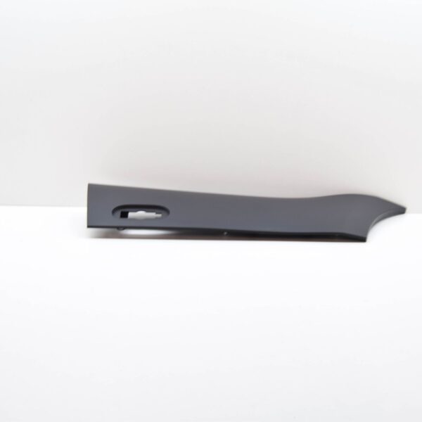 A91069078009K83 - NEW MB SPRINTER W907 REAR RIGHT PANEL PROTECTIVE STRIP A91069078009K83 ORIGINAL