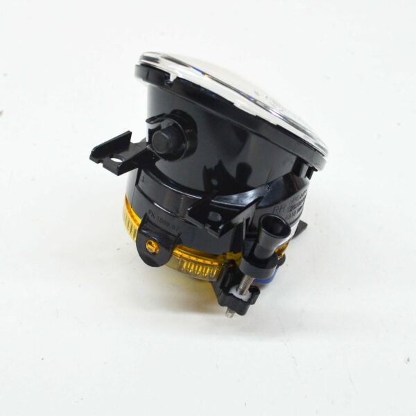 A9109062600 - NEW MERCEDES-BENZ SPRINTER 910 FRONT RIGHT FOG LIGHT LAMP A9109062600