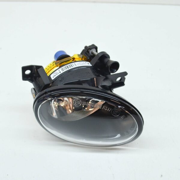 A9109062600 - NEW MERCEDES-BENZ SPRINTER 910 FRONT RIGHT FOG LIGHT LAMP A9109062600