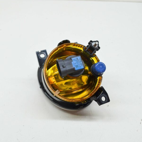 A9109062600 - NEW MERCEDES-BENZ SPRINTER 910 FRONT RIGHT FOG LIGHT LAMP A9109062600