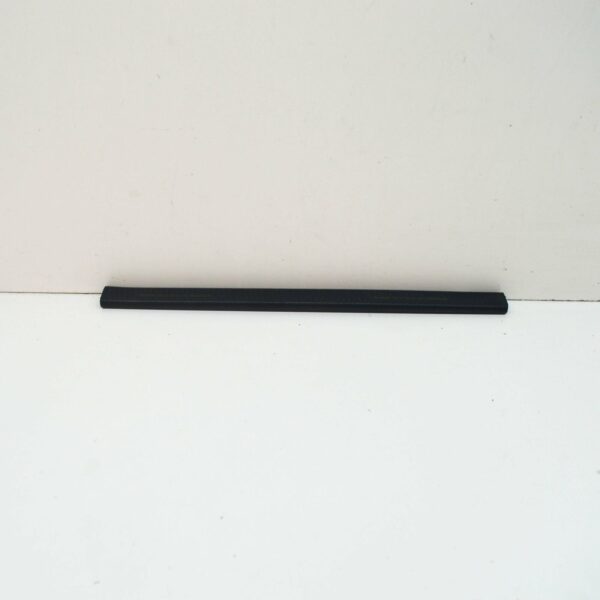 CLB500061 - LR RANGE ROVER SPORT L320 Rear Wheel Arch Protection Strip CLB500061 ORIGINAL