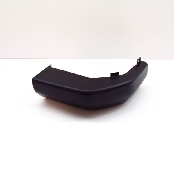 DQR101090 - LR DISCOVERY II L318 Rear Left Bumper Finish Molding DQR101090 ORIGINAL