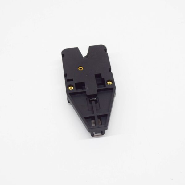 FNB000011 - LAND ROVER RANGE ROVER L322 Glove Box Latch FNB000011 ORIGINAL