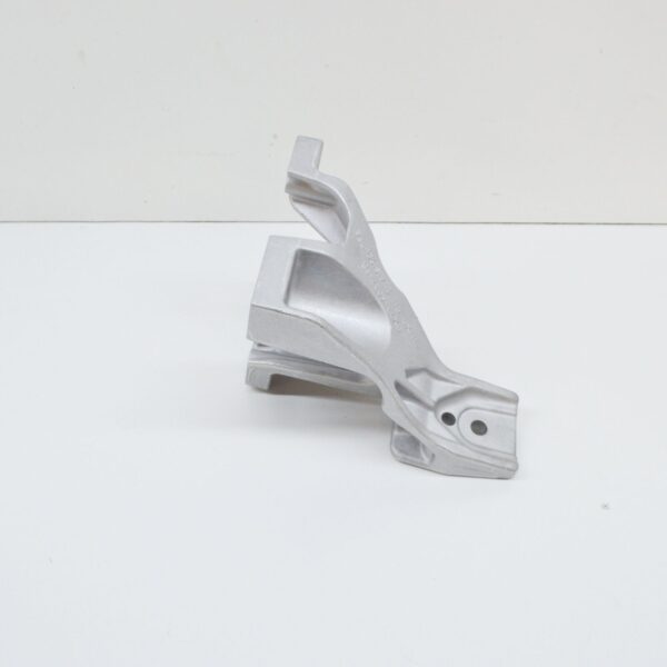 JDE40333 - JAGUAR XF X260 Right Side Engine Mounting Bracket JDE40333 ORIGINAL