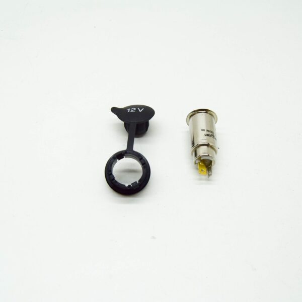 LR007412 - LR RR VELAR L560 12 Volt Accessory Power Outlet Socket LR007412 ORIGINAL