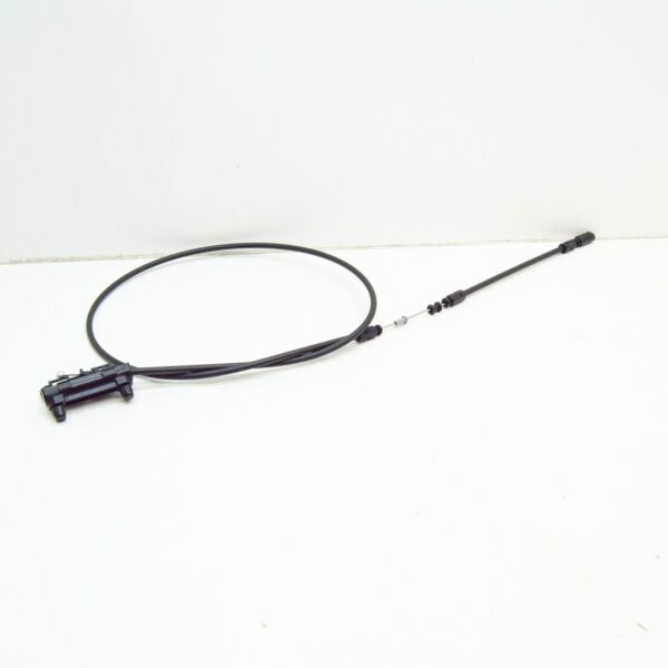 LR013888 - LAND ROVER DISCOVERY 4 L319 Hood Release Cable LR013888 ORIGINAL