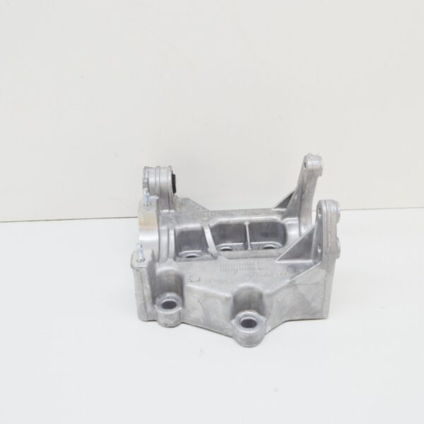 LR032360 - LAND ROVER RANGE ROVER EVOQUE L538 Drive Shaft Bracket  LR032360 ORIGINAL
