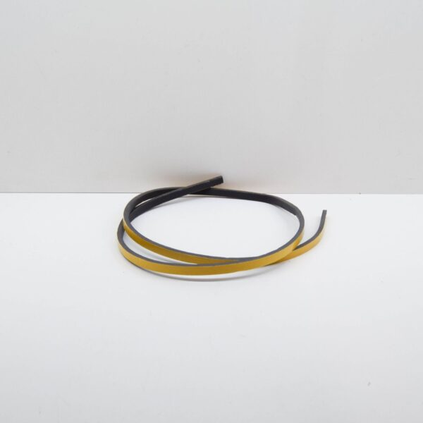 LR055344 - LAND ROVER DEFENDER 90 Windscreen Outer Roof Seal LR055344 ORIGINAL
