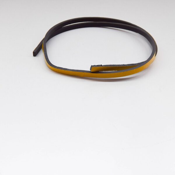 LR055344 - LAND ROVER DEFENDER 90 Windscreen Outer Roof Seal LR055344 ORIGINAL