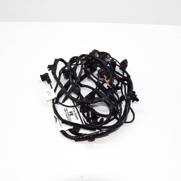 LR127558 - LR DISCOVERY V L462 Front Parking Sensor Wiring Harness LR127558 ORIGINAL