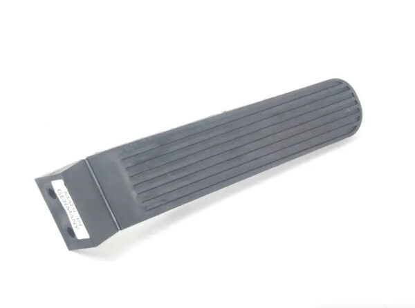 827723511B - Porsche 944 accelerator pedal 827723511B NEW ORIGINAL