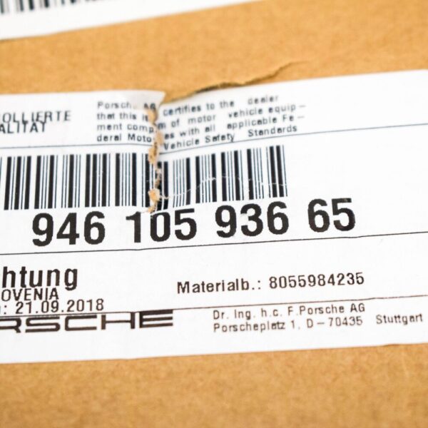 94610593665 - Porsche Cayenne 92A Engine Valve Cover Gasket 946.105.93.665 NEW GENUINE
