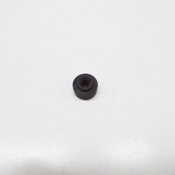 95511023610 - PORSCHE CAYENNE 9PA Rubber Socket For Engine Cover 95511023610 NEW