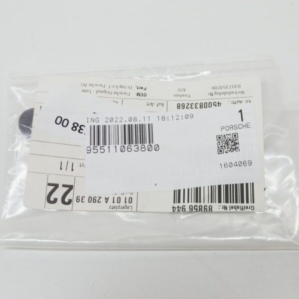 95511063800 - Porsche Cayenne 9PA engine cover grommet 95511063800, NEW, ORIGINAL