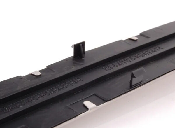 955551658014P7 - Porsche Cayenne 9pa Front Right Entry Bar 95551658014P7 NEW REAL