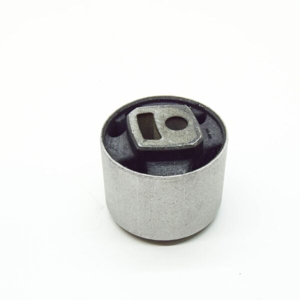 95834933790 - PORSCHE CAYENNE 92A Front Rearward Differential Mount 958343933790 NEW GENUINE