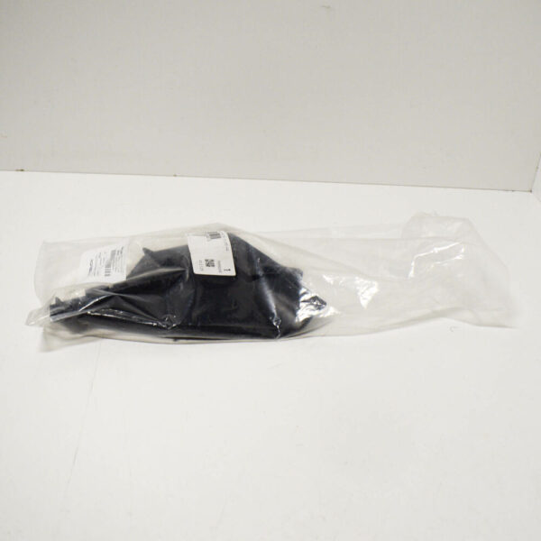 95850524610 - NEW PORSCHE CAYENNE 9PA FRONT BUMPER RIGHT BRAKE AIR DUCT 95850524610