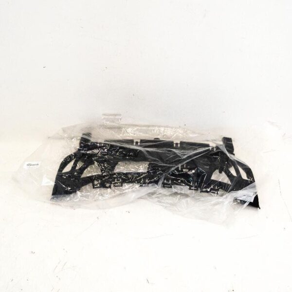 95850568301 - Porsche Cayenne 92a Front Bumper Center Inlet Grille 95850568301 NEW