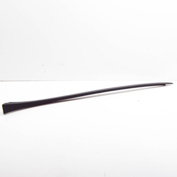 958559328019B9 - PORSCHE CAYENNE 92A Front Windshield Right Vertical Molding 958559328019B9 NEW