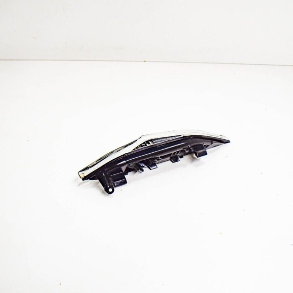 95863110200 - PORSCHE Cayenne 92A Front Right Wing Fender Indicator 95863110200 NEW OEM