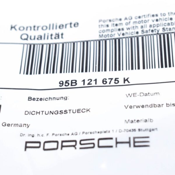 95B121675K - Porsche Macan 95b.2 Radiator Sealing Element 95B121675K NEW ORIGINAL