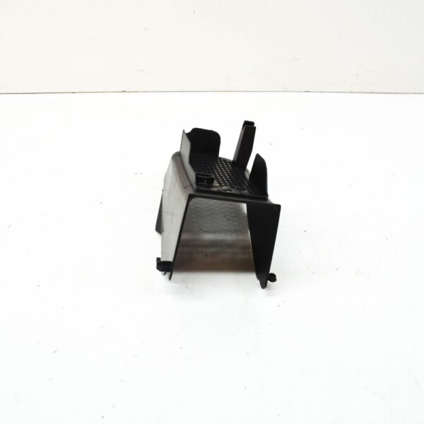 95B121700F1E0 - Porsche Macan 95b radiator air duct front right 95B121700F1E0 NEW ORIGINAL