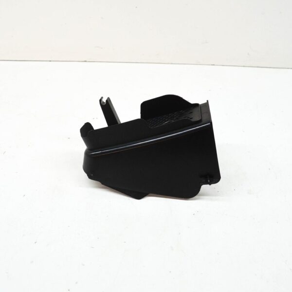 95B121700F1E0 - Porsche Macan 95b radiator air duct front right 95B121700F1E0 NEW ORIGINAL